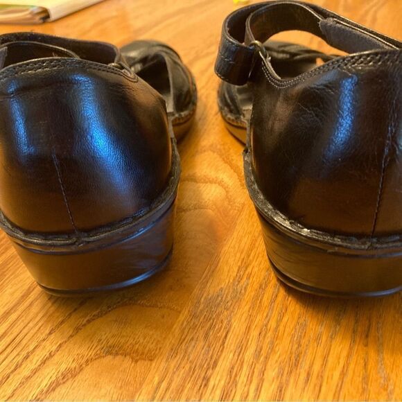 Avalon Clarissa Fisherman’s Black Shoes - Picture 3 of 7